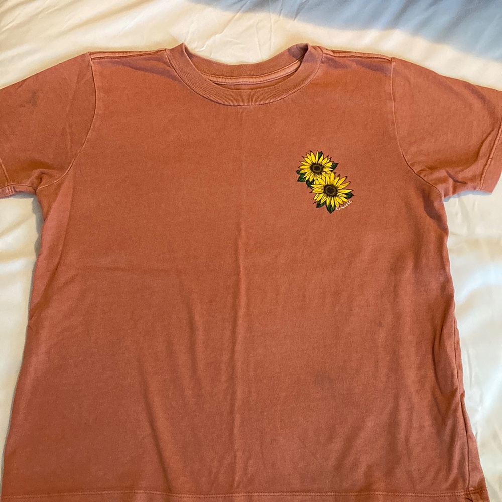 O’Neill tee small in good/great condition see description